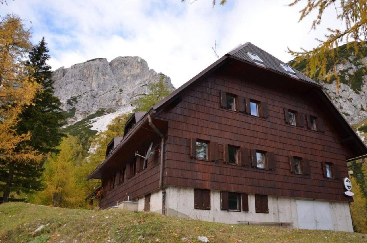 Hotel Erjavceva Mountain Hut At Vrsic Pass Kranjska Gora Esterno foto