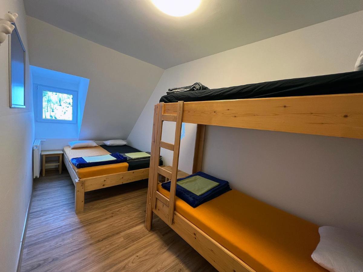 Hotel Erjavceva Mountain Hut At Vrsic Pass Kranjska Gora Esterno foto